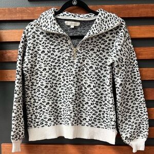 Loft Women’s Grey Black Animal Print V-Neck Zipper Long Sleeve Sweater Size S